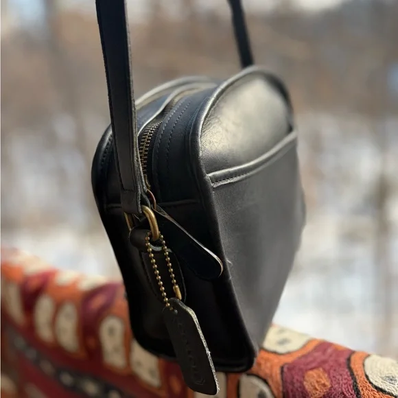 Vintage Coach Metropolis Zip Bag | 9087 | Costa Rica 1999 | Great Condition - Picture 3 of 16